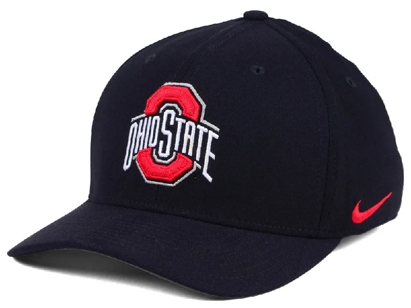 Classic Swoosh Cap