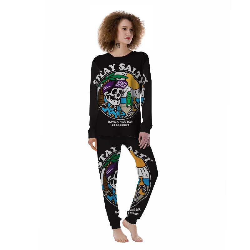 Skull Relax On Beach Print Women's Pajamas