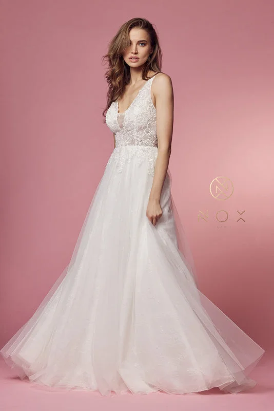 **Embrace Enchantment with Nox Anabel Bridal's Captivating Gown**