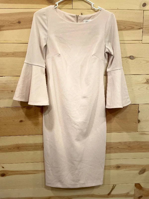 CALVIN KLEIN Light Blush Pink Fitted Dress size 2 Like new condition