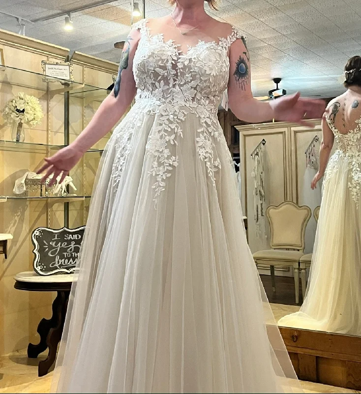 Maggie Sottero ALine Tulle Chiffon