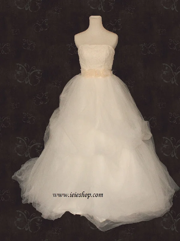 Other Vera Wang White Inspired Strapless Tulle Ball Gown